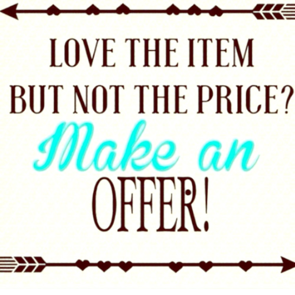 MAKE ME AN OFFER❤️